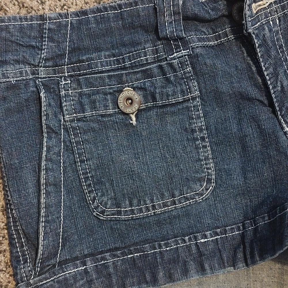 Jean Shorts - Picture 2 of 7